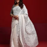 Women Embroidered Saree with Scalloped Border